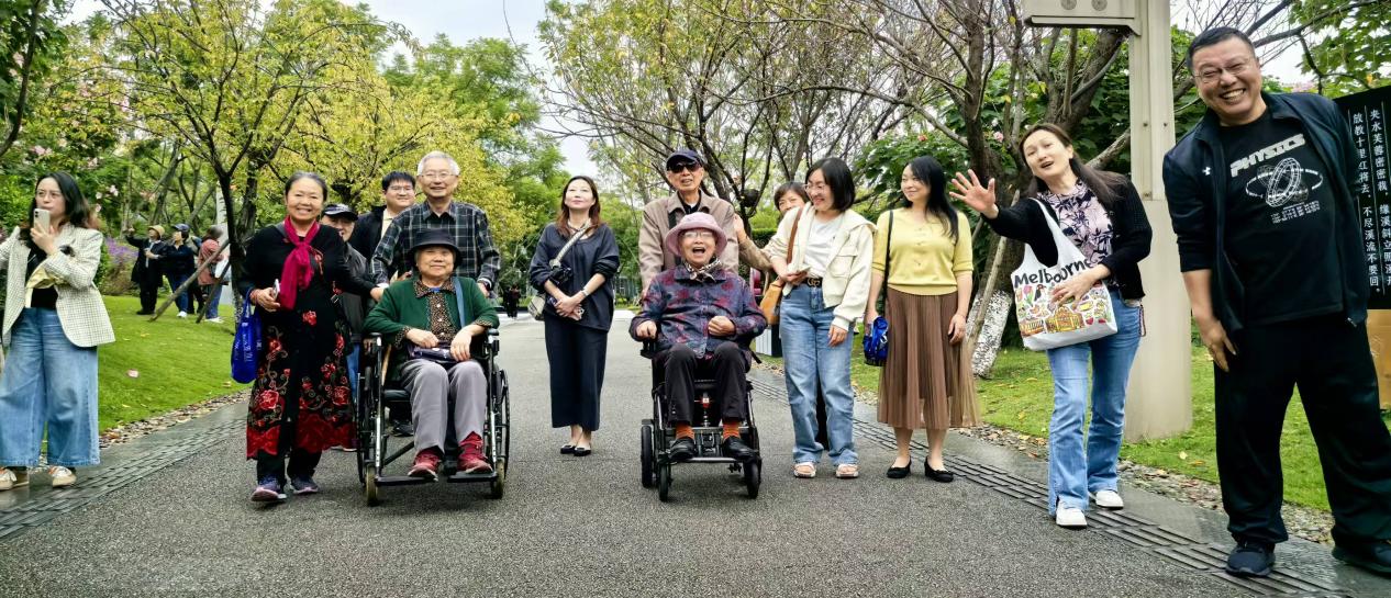 f74deeb96b4ac6ccc8626fa194d1aaed