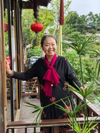 85e4e1e522750b19b8cb9416c8a7a193