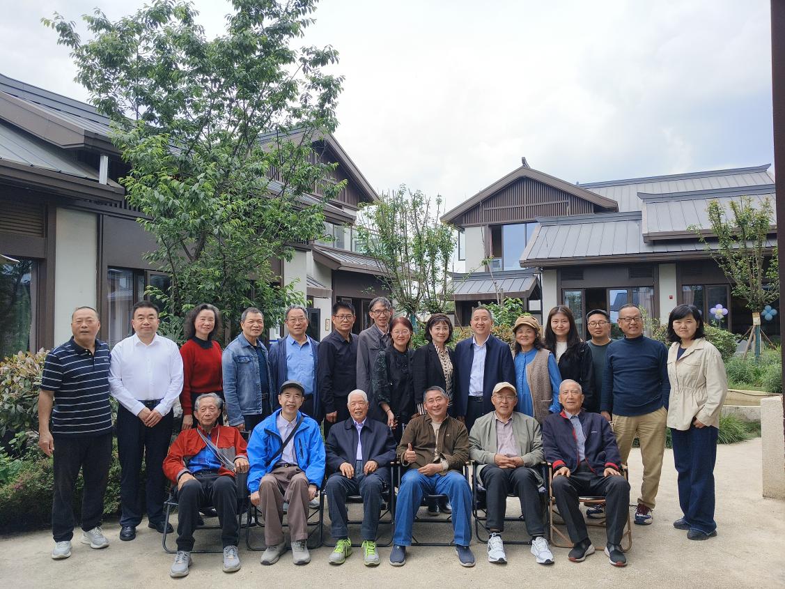 ff742fb814fc623ff2646815b3f3422e